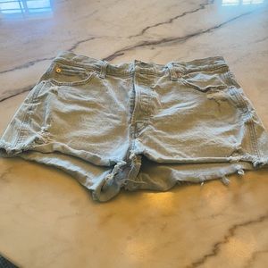 Gap cutoff shorts. Size 32.